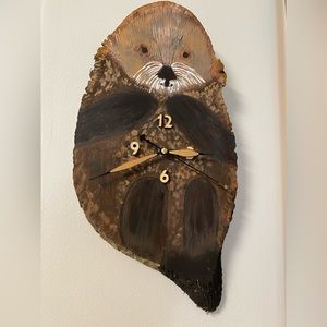 Otter clock